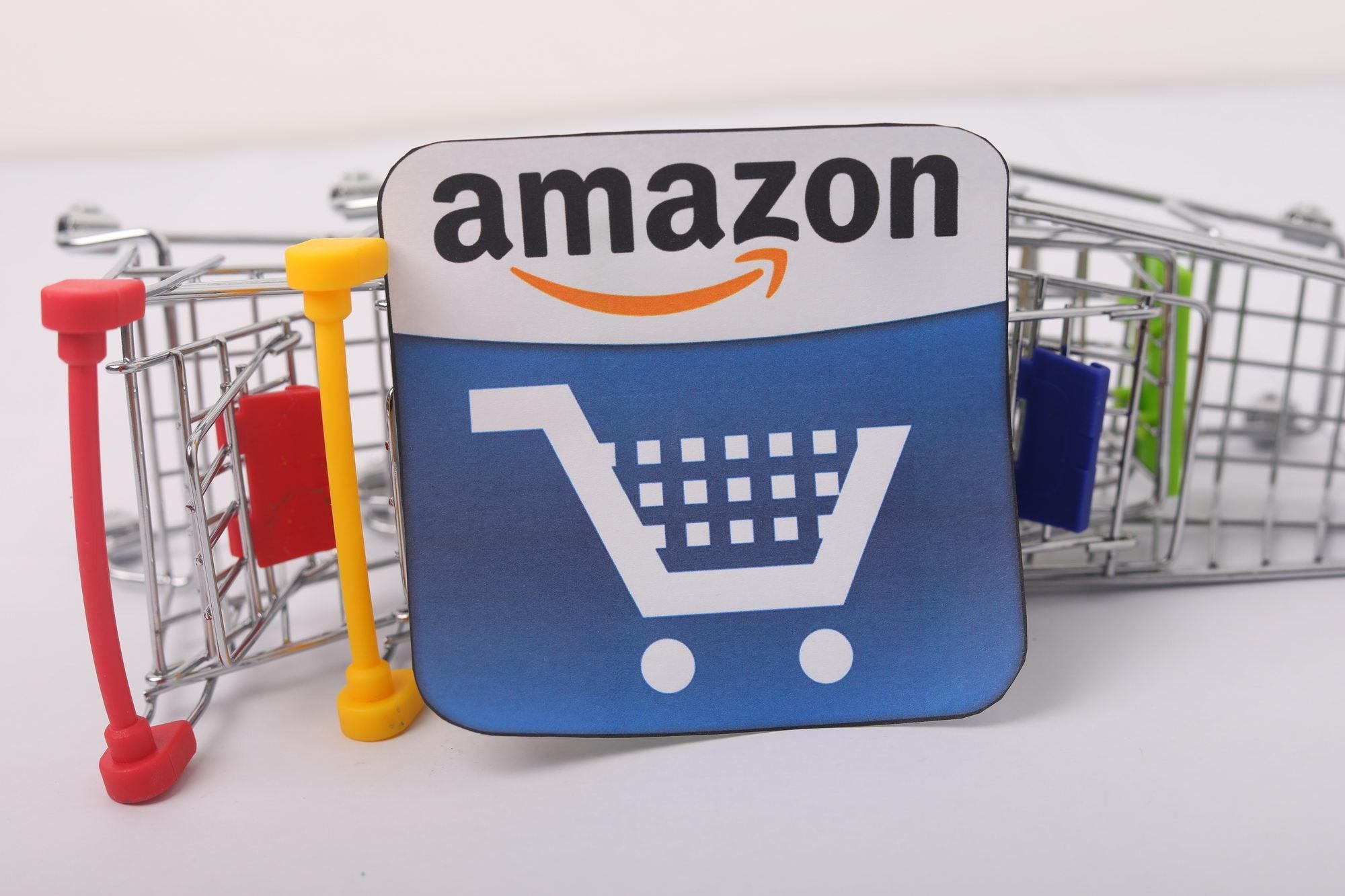 资讯：黑五成“黑色诈骗日”，网络诈骗激增